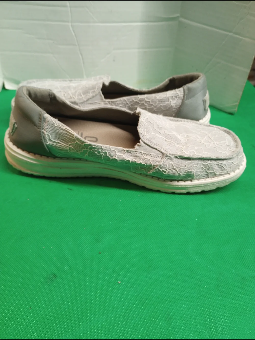 Hey Dude Lena Lace Slip-On Flats - Light Gray Women’s Sneakers Size 8 - Picture 6 of 8
